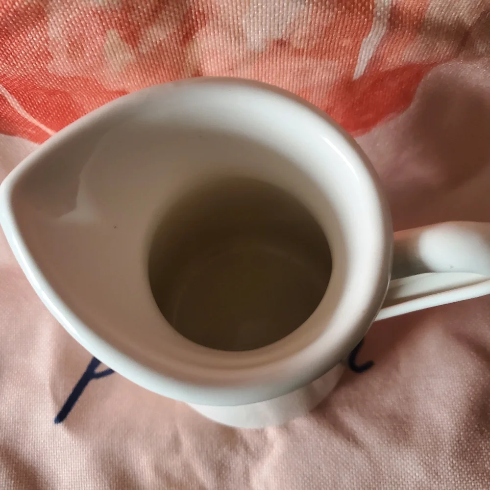 Enamel cream milk Pitcher